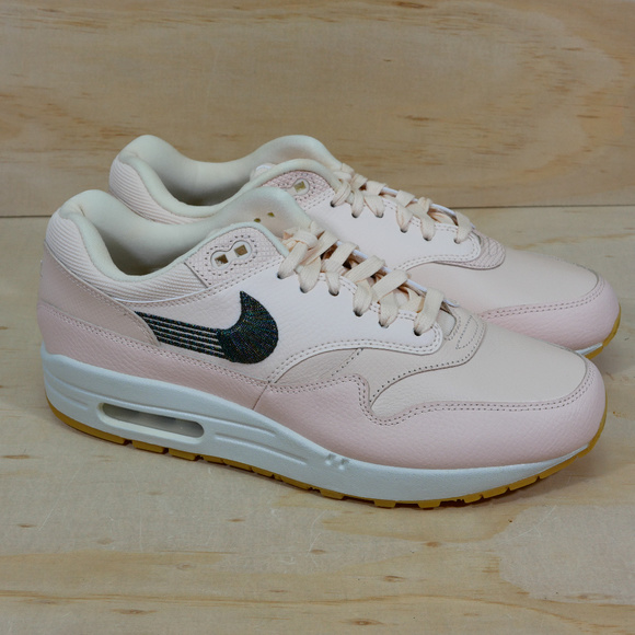 Nike Air Max 1 PRM Guava Ice Shoes NEW NWT Nike Air Max 1 PRM Guava Ice Shoes NEW NWT